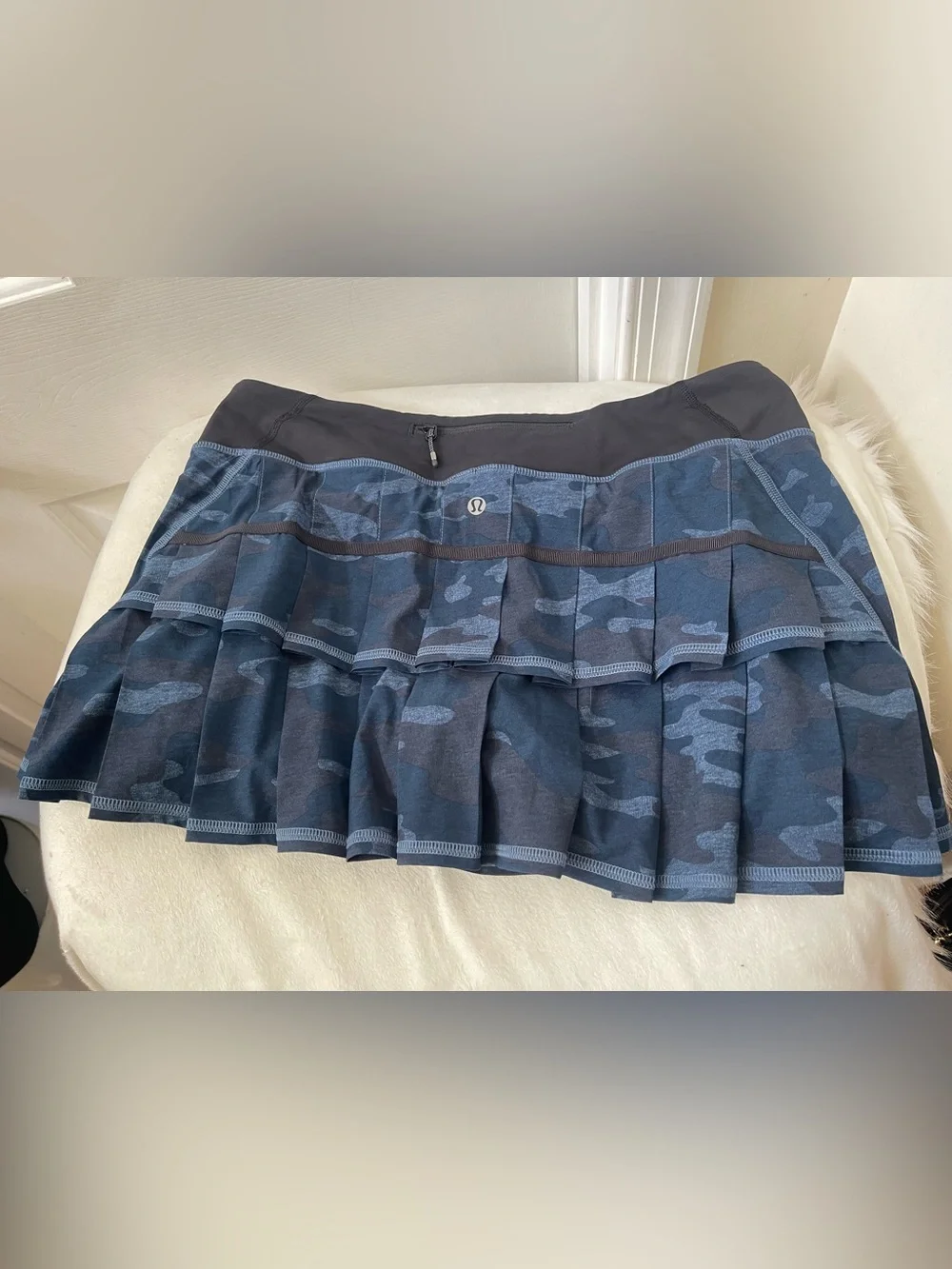 lululemon athletica Pace Setter Navy Blue Camouflage Skater Skirt size 8